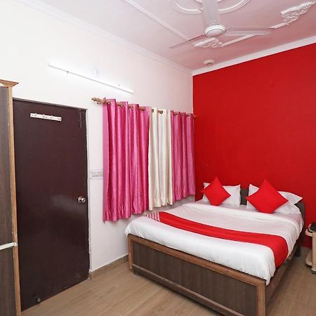 Oyo 27750 Bhagwati Residency Hotel Mirzāpur Buitenkant foto