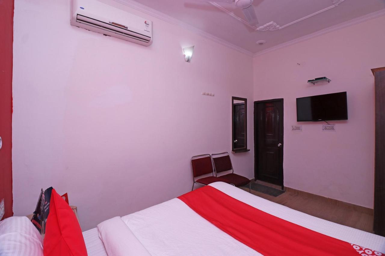 Oyo 27750 Bhagwati Residency Hotel Mirzāpur Buitenkant foto