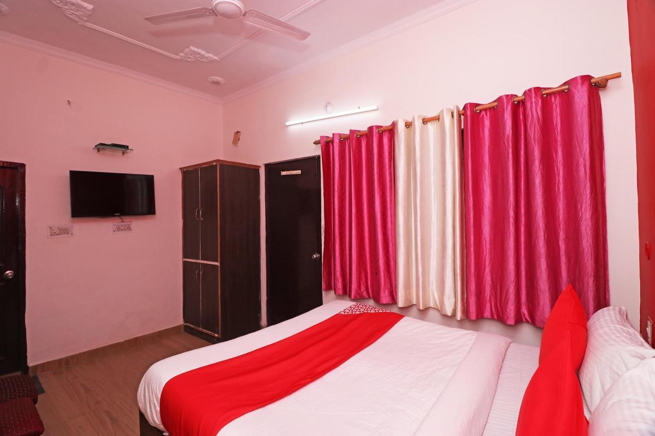 Oyo 27750 Bhagwati Residency Hotel Mirzāpur Buitenkant foto