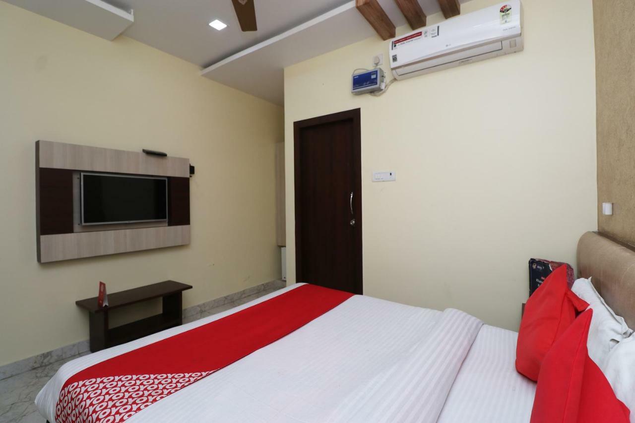 Oyo 27750 Bhagwati Residency Hotel Mirzāpur Buitenkant foto
