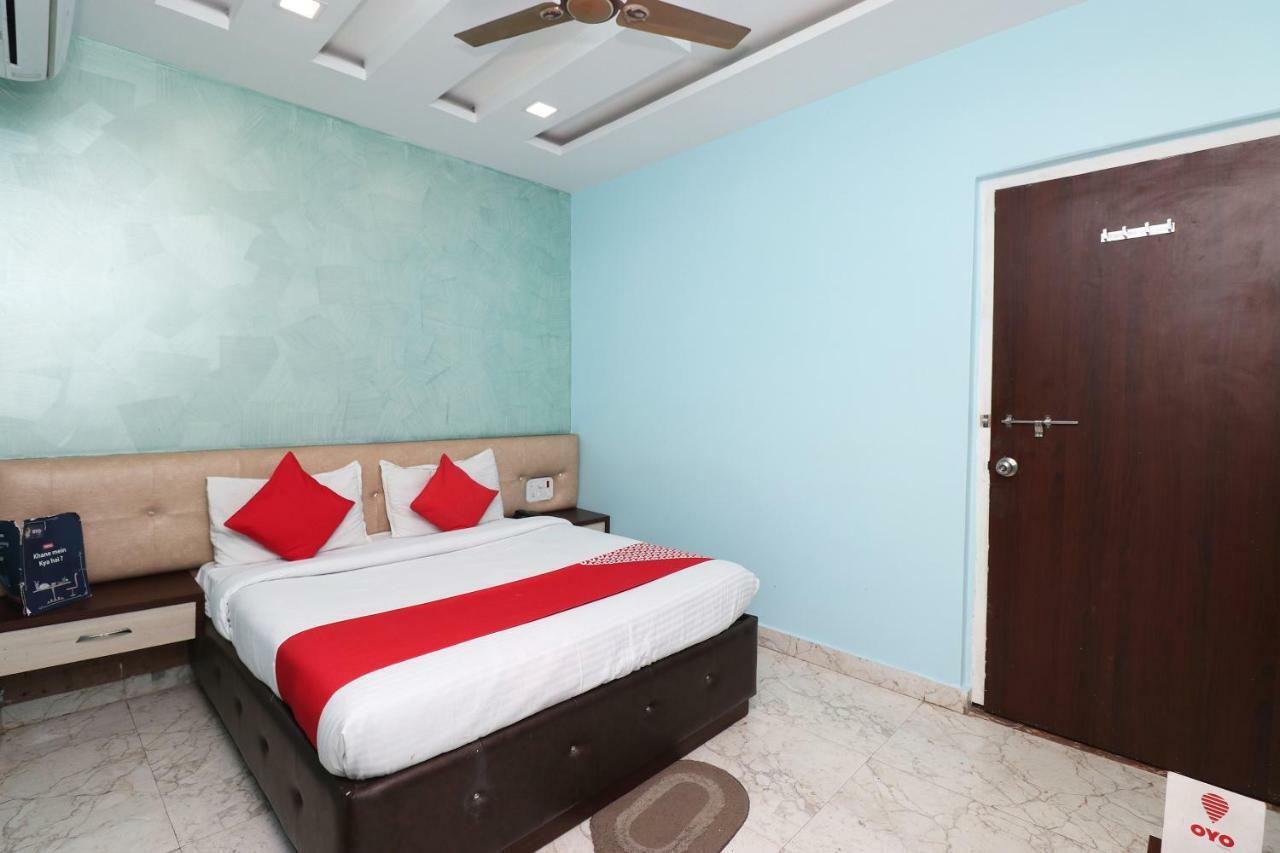 Oyo 27750 Bhagwati Residency Hotel Mirzāpur Buitenkant foto